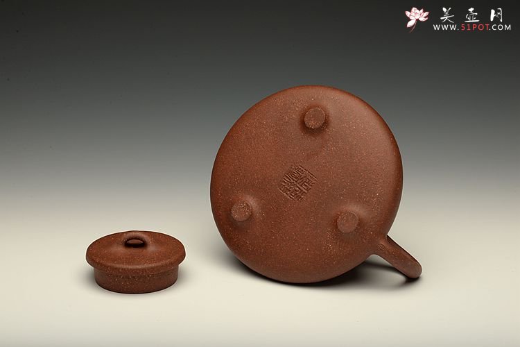 紫砂壶图片：周斌全手演绎 摹古子冶 不一样的风味~ 原矿鱼籽砂 - 美壶网