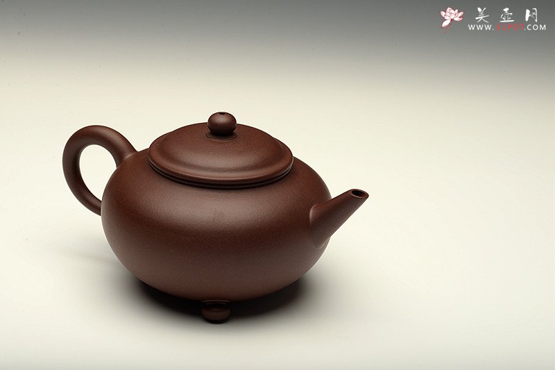 紫砂壶图片：神韵探寻 全手三足水平 实力体现 舒展大气 - 美壶网
