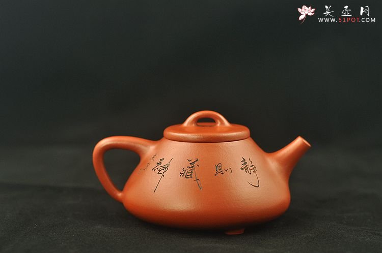 紫砂壶图片：难得成品 陈进惊艳之作 全手朱泥子冶石瓢 骨感挺拔 - 美壶网