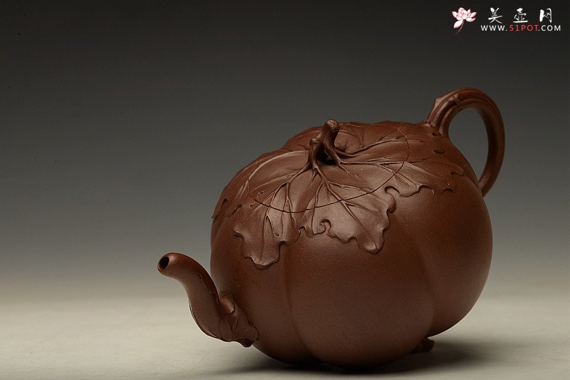 紫砂壶图片：顾正芳甲午年新作 薄胎筋囊花器 饱满挺拔 线条优美 全手工六瓣南瓜 - 美壶网