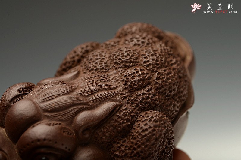 紫砂壶图片：紫泥荷叶生财 做工细致 养愈漂亮~ - 美壶网