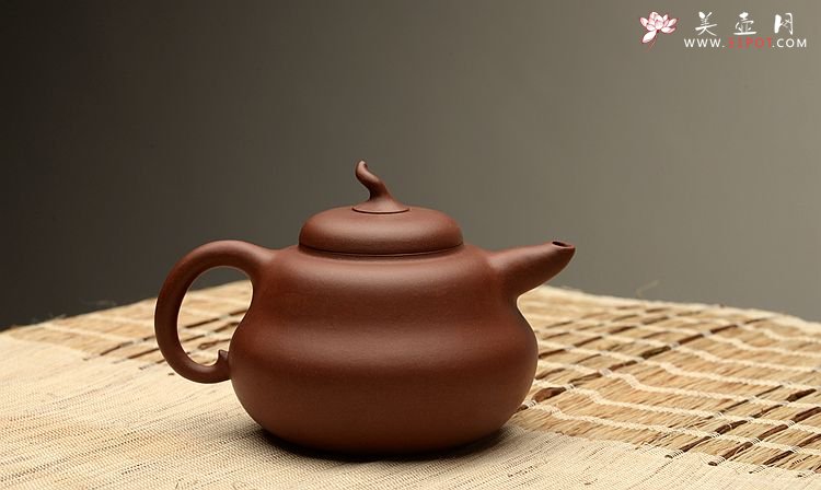 紫砂壶图片： 曼生十八式之全手一捺底葫芦 优质底槽青 经典代表作 - 美壶网