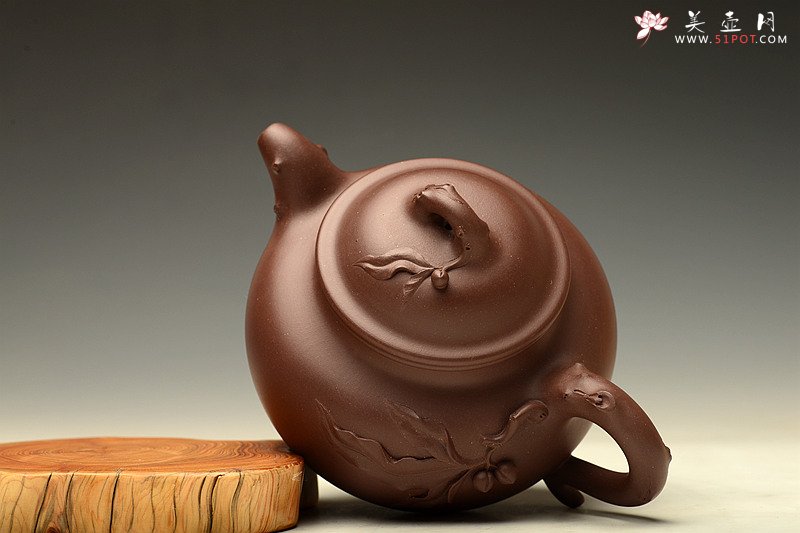 紫砂壶图片：大品花货 寓意吉祥 全手大寿桃 饱满大气 - 美壶网