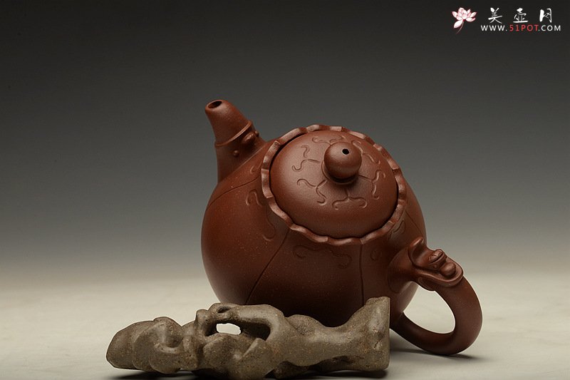 紫砂壶图片：黄龙源底槽青 造型新颖 实用精致 龙珠 - 美壶网