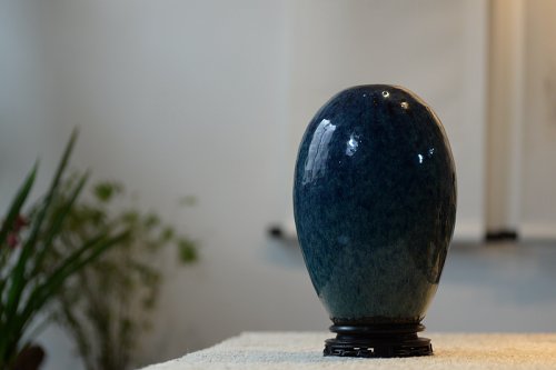 葛明祥紫砂壶 葛明祥 清末宜兴钧陶之橄榄瓶 值得典藏之物~  请欣赏 