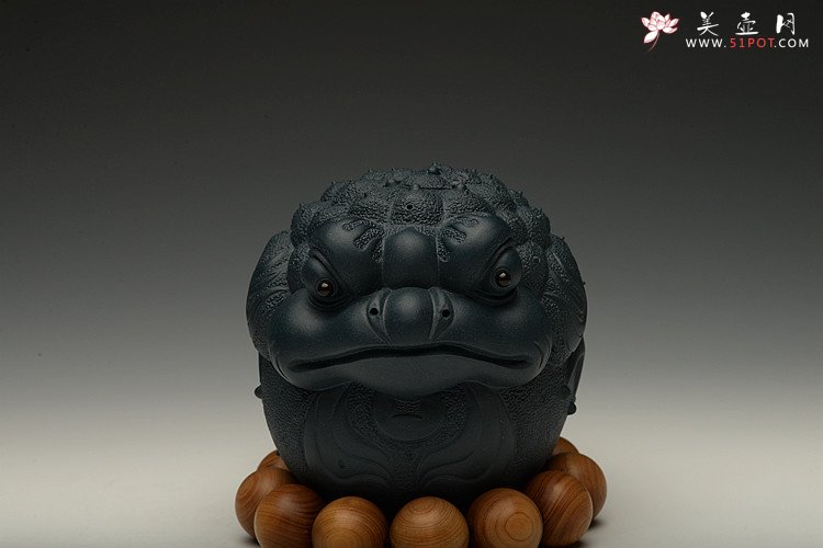 紫砂壶图片： 金蟾 栩栩如生  和气生财 - 美壶网