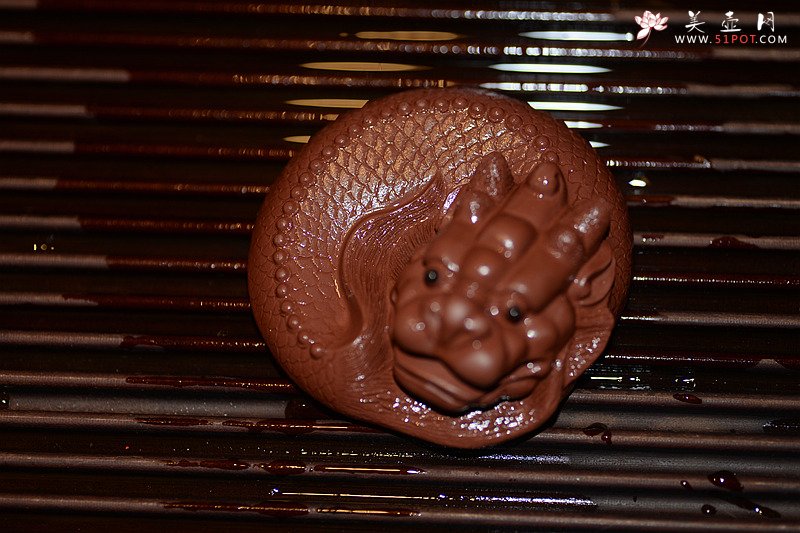 紫砂壶图片：茶盘小茶宠之蟠龙 - 美壶网