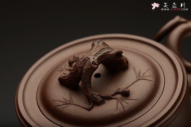 紫砂壶图片：陈腐老紫泥 仅一件不接受定做 手法老辣 花货潜力股 精致三友 - 美壶网