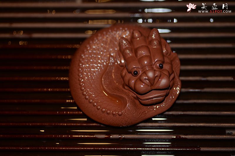 紫砂壶图片：茶盘小茶宠之蟠龙 - 美壶网