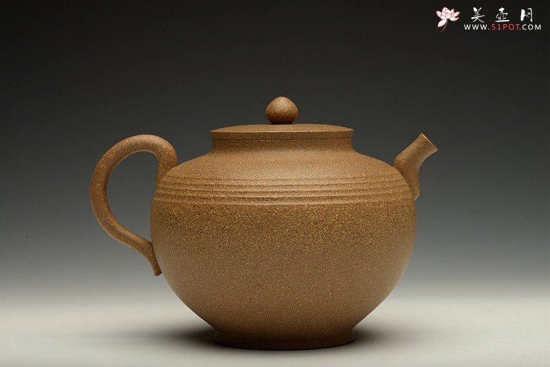 紫砂壶图片：独特韵味 古色古香 于洪霞新作 全手汉韵 饱满俊雅 - 美壶网