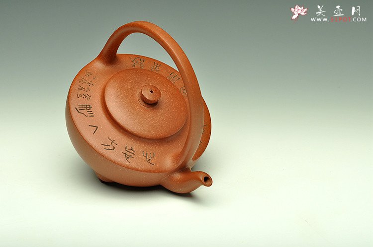 紫砂壶图片：难度极大 纯手工望月提梁 南京书画家孙国柱装饰  - 美壶网