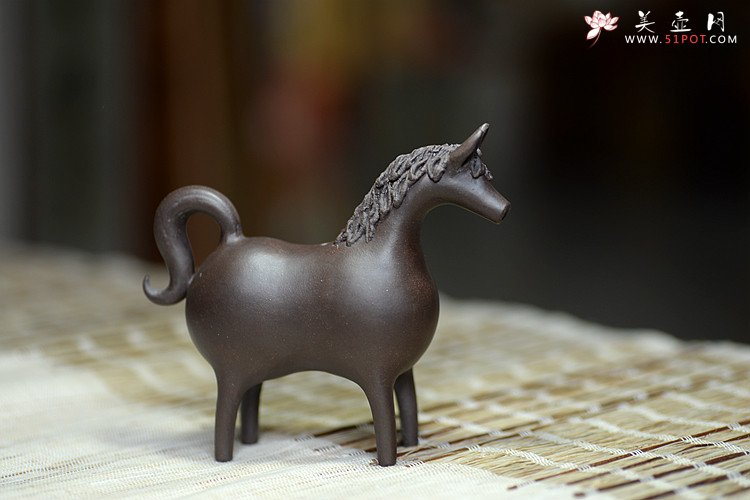 紫砂壶图片：马到吉象~ 施奇华特色文房茶宠 全手工 颇有玩味~ - 美壶网