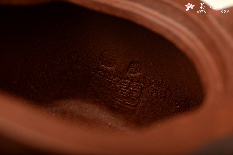 紫砂壶图片：似龟似桩 气韵流畅 精品 全手长寿梅桩 吉祥如意 - 美壶网