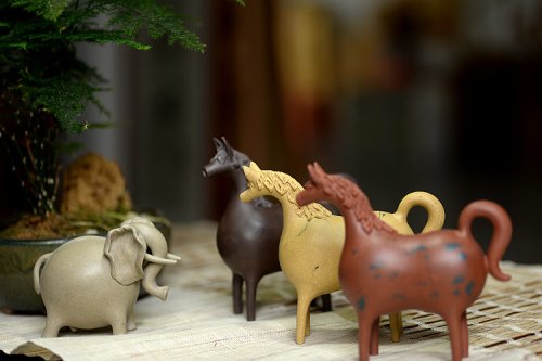 施奇华紫砂壶 马到吉象~ 施奇华特色文房茶宠 全手工 颇有玩味~ 原矿紫泥