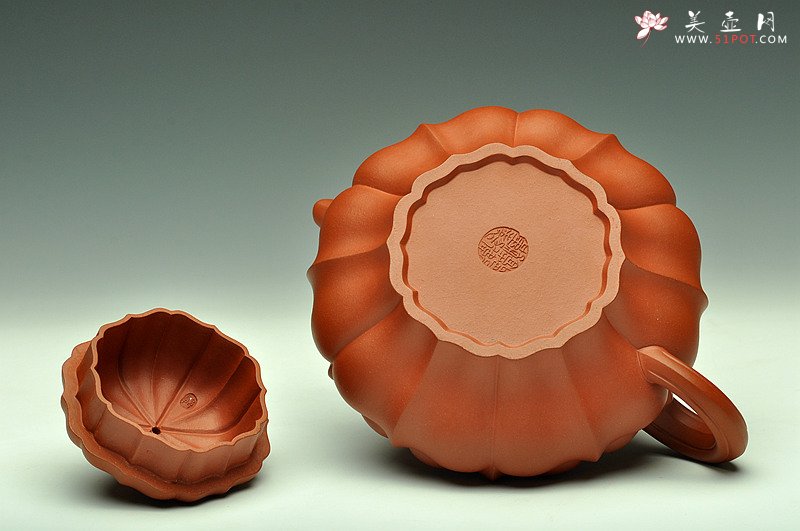 紫砂壶图片：雄厚大气 形态优美 大品合菱 - 美壶网