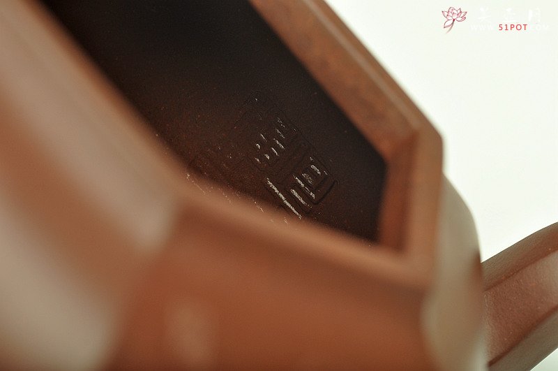 紫砂壶图片：强强联合 陈宏林精心装饰 飘逸灵动 全手大逸公六方 - 美壶网