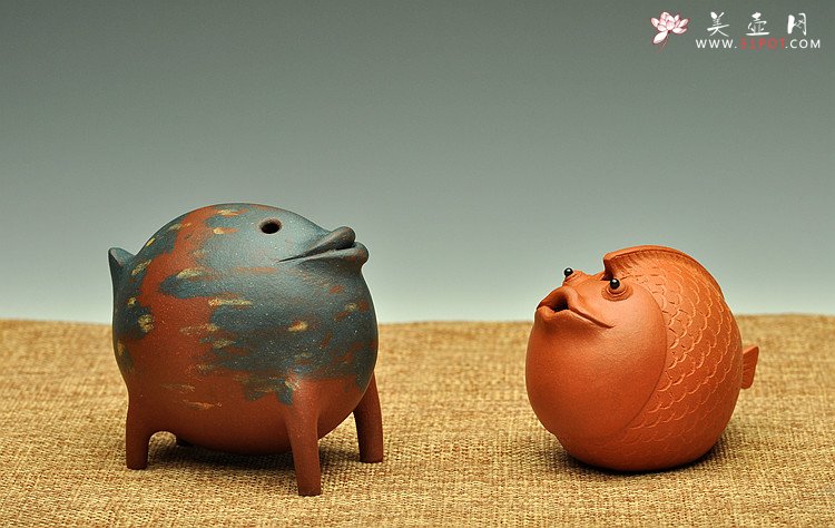 紫砂壶图片：全手茶宠 文房水注 年年有余   - 美壶网