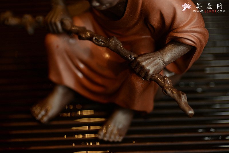 紫砂壶图片：历时两年创作~王健扛鼎之作十八罗汉之持杖罗汉和长眉罗汉~ - 美壶网