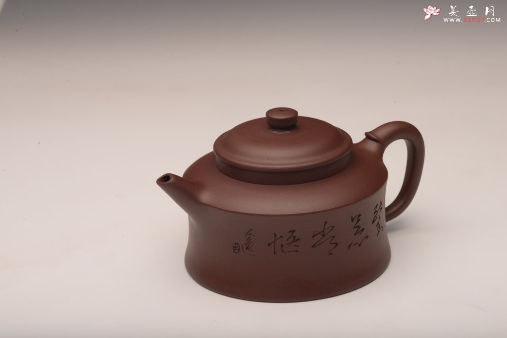 紫砂壶图片：强强联合 曲峰经典作品  全手玉龙禅锺 陆轶舟装饰 - 美壶网