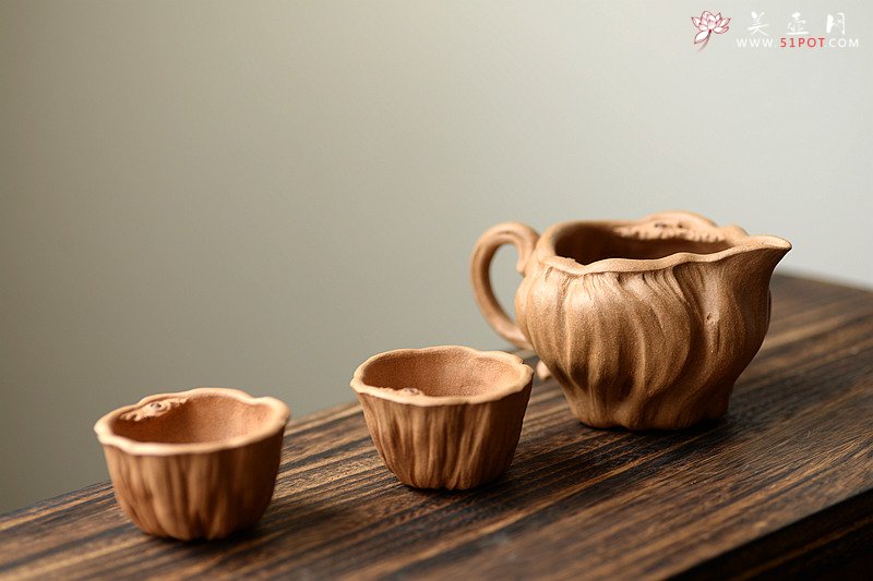 紫砂壶图片：文气老段 学院派风格 全手莲蓬品茗杯 清凉一夏o(∩_∩)o  - 美壶网