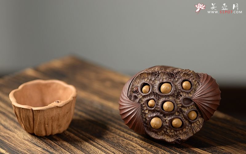 紫砂壶图片：美壶特惠 文雅茶宠 全手工精制  经典莲蓬 - 美壶网