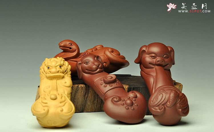 紫砂壶图片：精品茶宠如意狗 福猪 灵蛇 云龙 - 美壶网