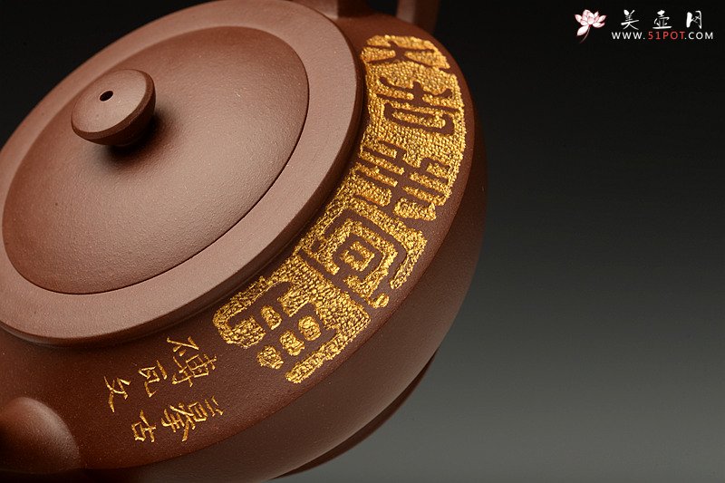 紫砂壶图片：古韵悠悠 紫泥全手汉云 做工精致 张听刚精心装饰 - 美壶网