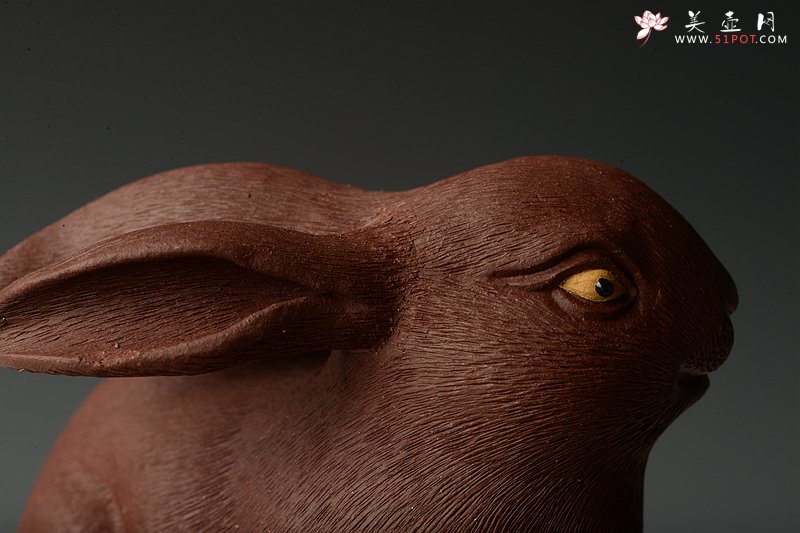 紫砂壶图片：神态细腻 精品茶宠 栩栩如生 精制版的拉毛兔兔一套 - 美壶网