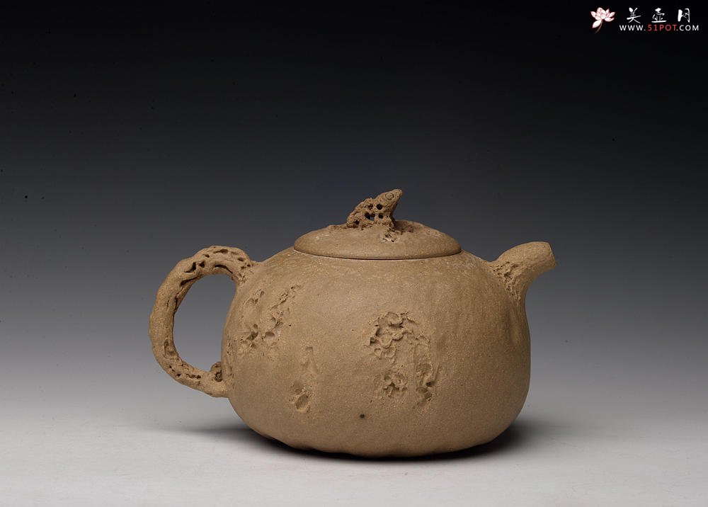 紫砂壶图片：肌理丰富 拙味~ 全手薄胎龚春 金蟾~沧桑质感 - 美壶网