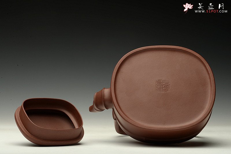 紫砂壶图片：方圆堂许嘉年实力之作 全手工大赛作品 全手智竹提梁 方圆花器结合 - 美壶网