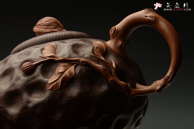 紫砂壶图片：原创作品 孙伟强张新亚合作 菩提 沧桑自然 贴叶精湛 - 美壶网