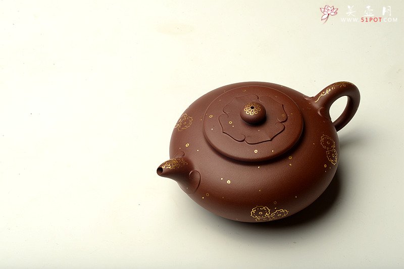 紫砂壶图片：曲峰原创作品 疏朗大方 全手金如意情 饱满可人 寓意吉祥 - 美壶网