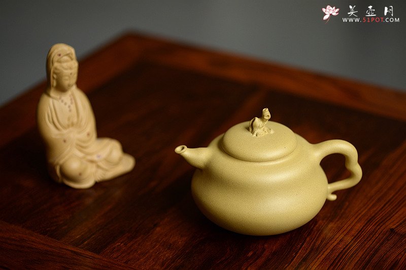 紫砂壶图片：潘小东原创 文气雅致 采意化型 全手禅缘 - 美壶网