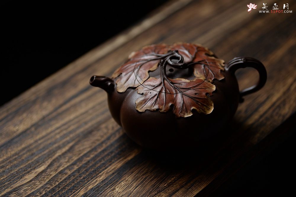 紫砂壶图片：花货奇才-顾正芳 惊艳力作 全手筋囊薄胎花货 夏日南瓜  - 美壶网