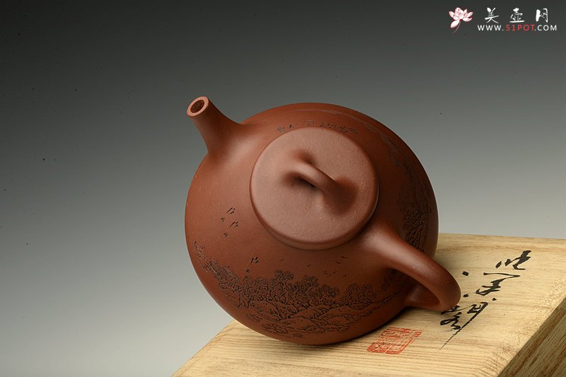 紫砂壶图片：通景山水之子冶石瓢 且品一壶山水 - 美壶网