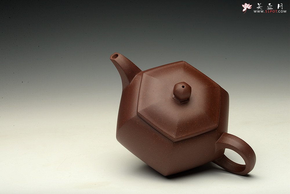 紫砂壶图片：何卫枫新作 面面得体 大口实用 全手醉六方 - 美壶网