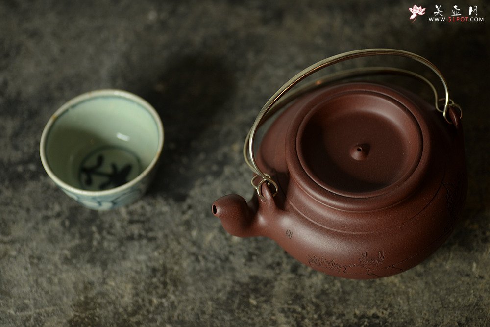 紫砂壶图片：器形稳重 全手蛋包 - 美壶网