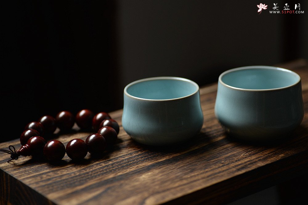 紫砂壶图片：正宗汝州汝瓷  烧出天空的颜色o(∩_∩)o  手工圆融杯 香插 完美支钉烧 - 美壶网