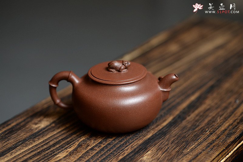 紫砂壶图片：大口实用 憨厚可人 全手竹趣 创意花货 - 美壶网