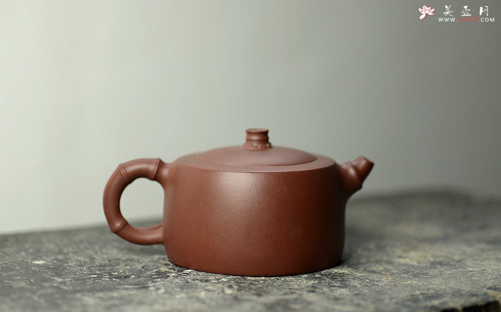 紫砂壶图片：实用花货 竹叶飘逸 竹下清泉 品茗之乐~ - 美壶网