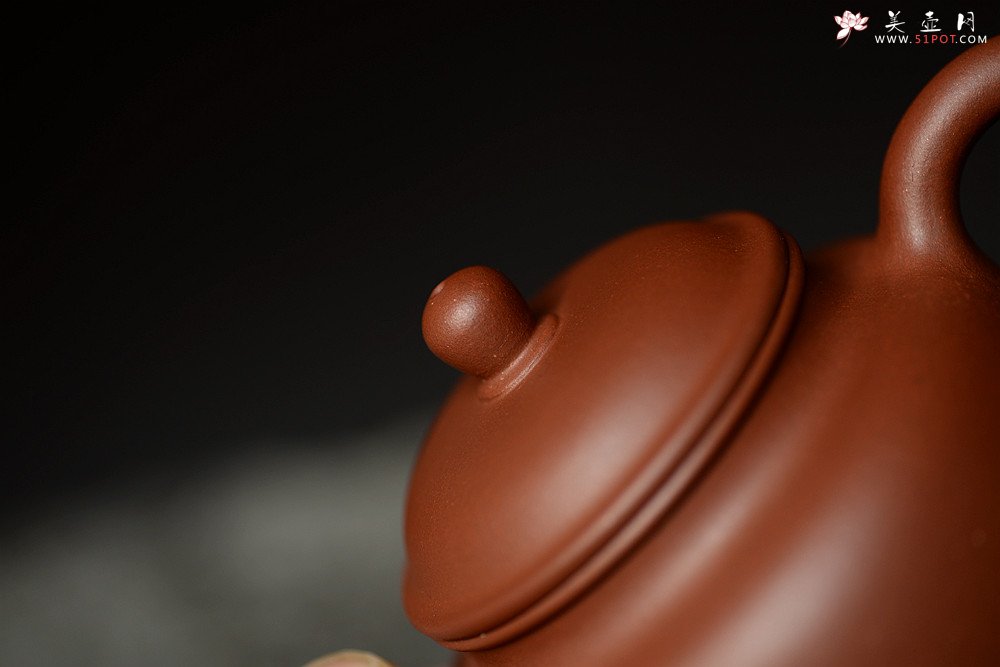 紫砂壶图片：美壶特惠 俞欣荣新作 挺拔俊秀 黄龙山底槽青之古风 实用精品 - 美壶网