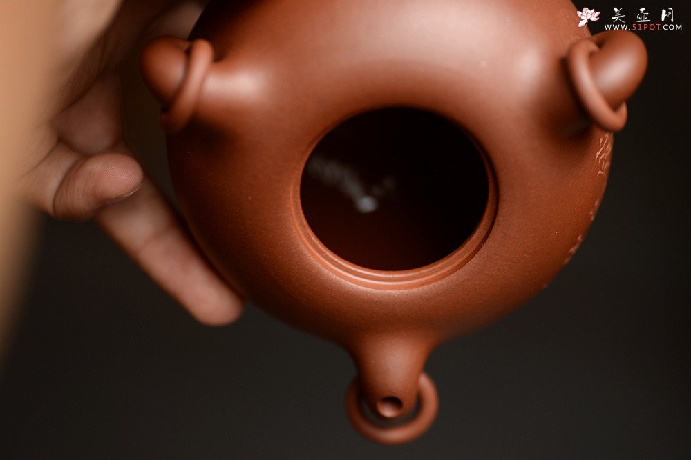 紫砂壶图片：实力演绎 全手博浪椎 制作繁琐且难度大 值得珍藏~ - 美壶网