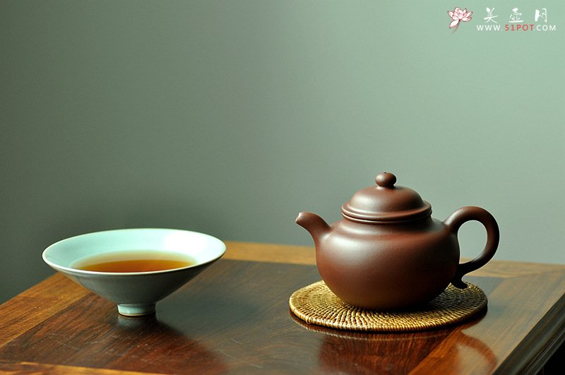 紫砂壶图片：正宗汝州汝瓷 斗笠大盏 主人杯 烧出天空的颜色~ - 美壶网