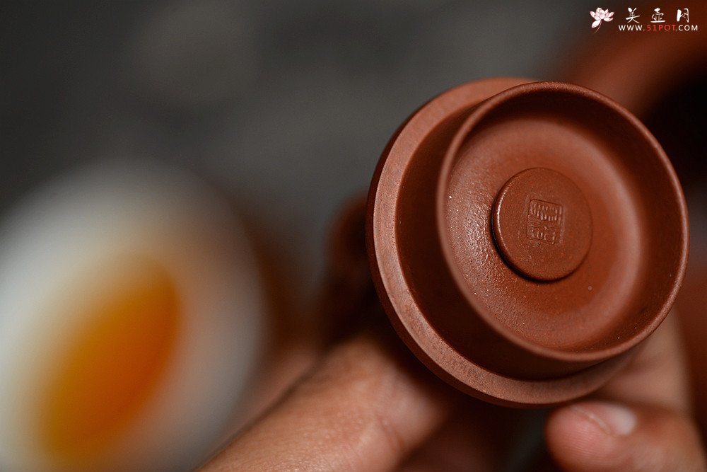 紫砂壶图片：实力演绎 全手博浪椎 制作繁琐且难度大 值得珍藏~ - 美壶网