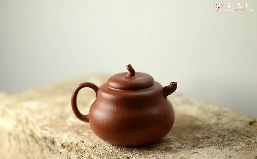 紫砂壶图片：瞿斌原创作品 曼妙 古拙有趣 乾坤葫芦 优质金降坡 - 美壶网