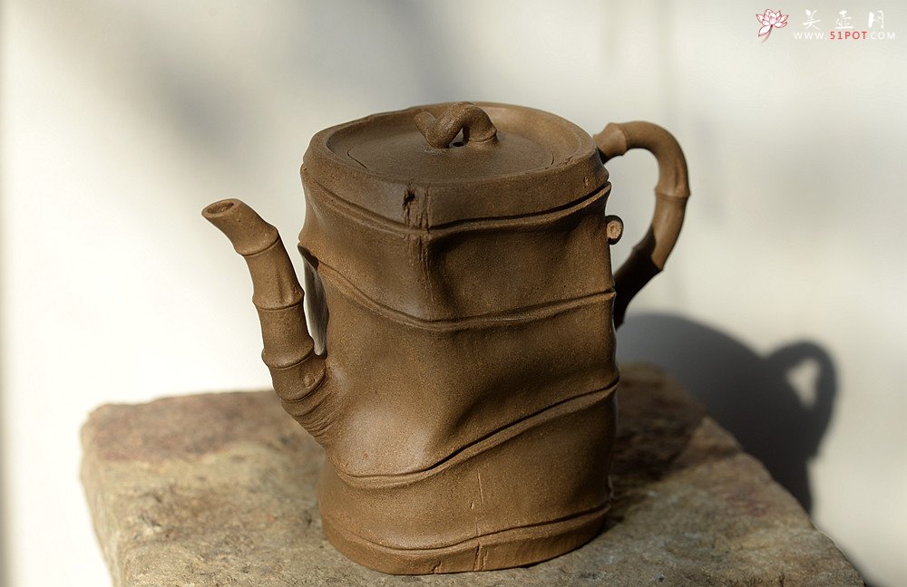 紫砂壶图片：林秀明原创作品 全手清逸二式 挺拔古朴 崇尚自然~ - 美壶网