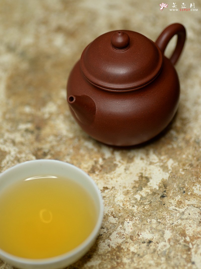 紫砂壶图片：美壶特惠 茶人最爱 实用文气小壶 摹古红梨~ - 美壶网