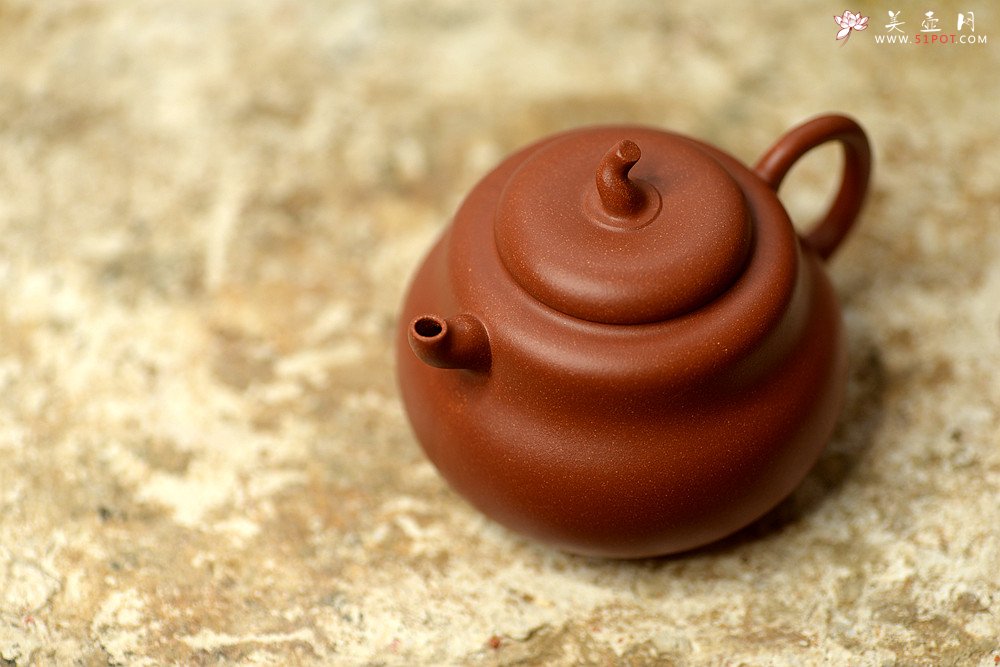 紫砂壶图片：瞿斌原创作品 曼妙 古拙有趣 乾坤葫芦 优质金降坡 - 美壶网