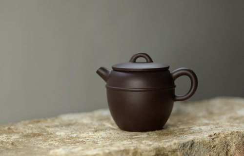 美壶定制紫砂壶 美壶特惠 茶人最爱 实用巨轮小壶 仿清巨轮~ 原矿黑星土