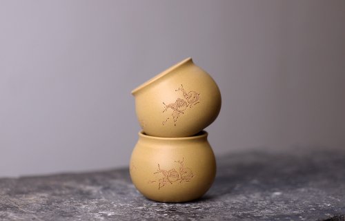 曲峰紫砂壶 曲峰闻香杯 原矿本山绿泥 刻绘蜗牛 本山绿泥